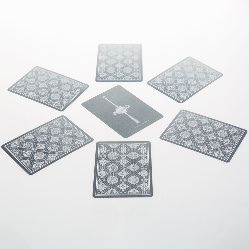 New Style Custom Design Logo High Quality Printing Poker Playing Cards Board Game Cards with Tuck Box 041